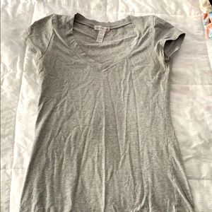 V-neck Tee
